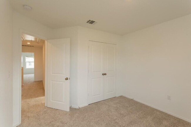 Building Photo - 7237 Spotted Leaf Wy