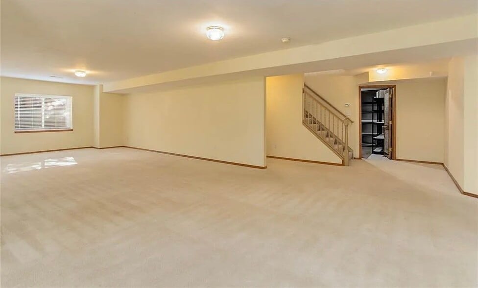 Building Photo - 770 Amberglen Ct
