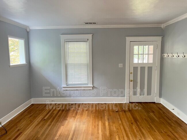 Building Photo - 2018 Felix Ave