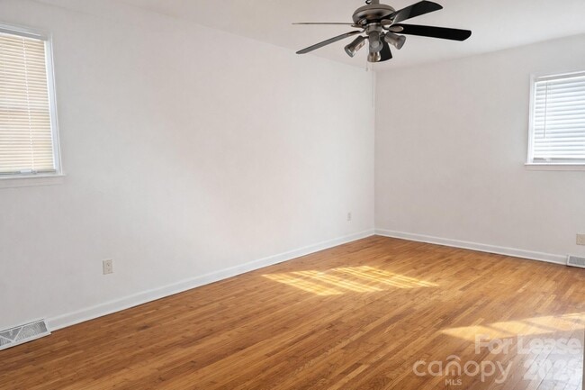 Building Photo - 4131 Woodgreen Terrace