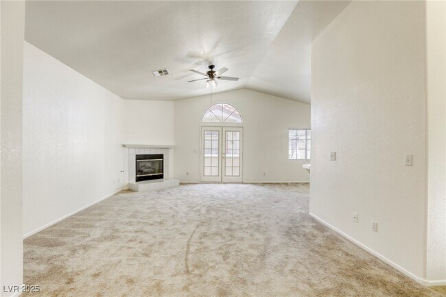 Building Photo - 8301 Boseck Dr