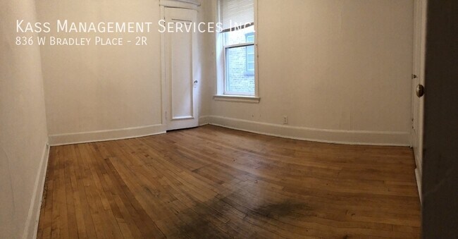 Building Photo - 836 W Bradley Pl