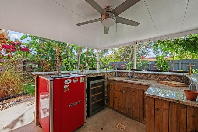 Building Photo - 350 NE 59th St