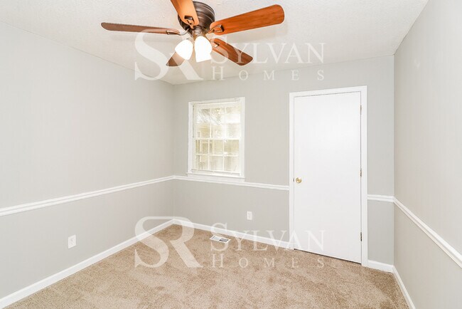 Building Photo - Living where You Love is Good for your Heart!