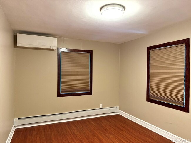 Building Photo - 42-47-47 194th St