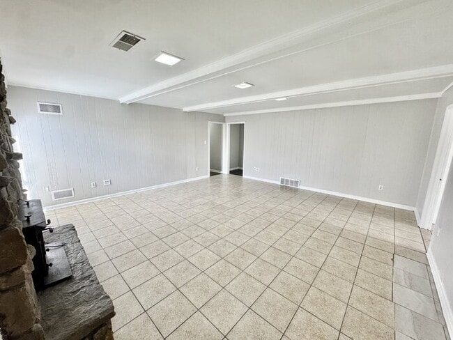 Building Photo - 3411 Emerald St