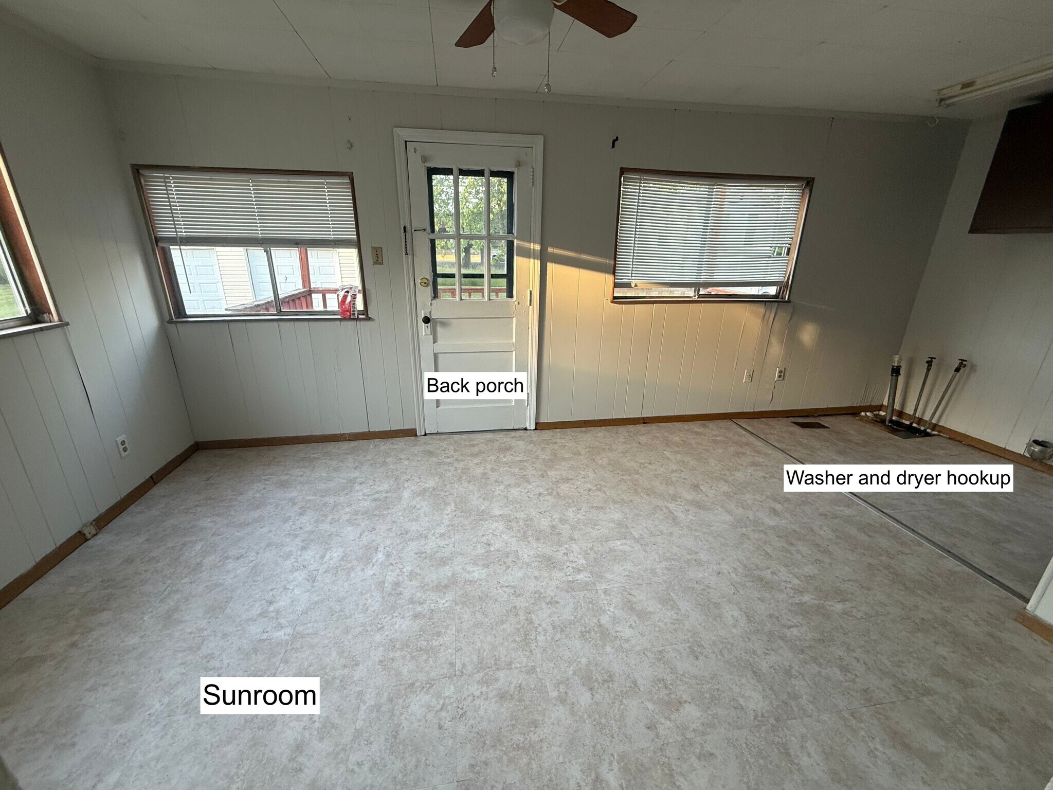 Building Photo - 109 Meadowbrook St
