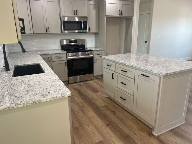 Building Photo - Stunning Newly Built 3-Bedroom, 2-Bath Home in Tahlequah, OK!