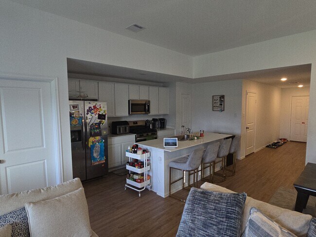 Building Photo - 27002 River Birch Ridge Dr