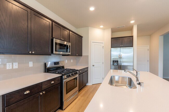 Building Photo - Modern Home for rent in Liberty Lake