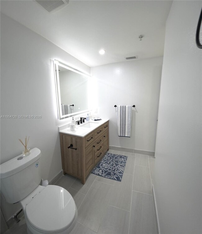 Building Photo - 2090 W Preserve Way