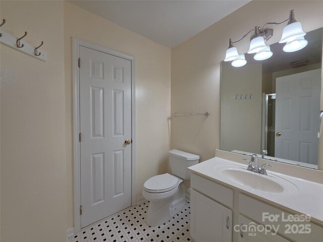 Building Photo - 8844 Treyburn Dr