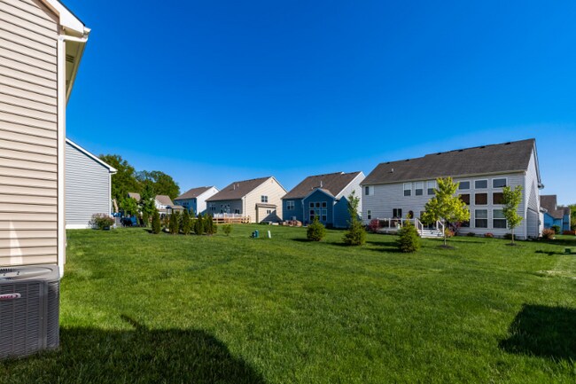 Building Photo - 4165 Freesia Dr