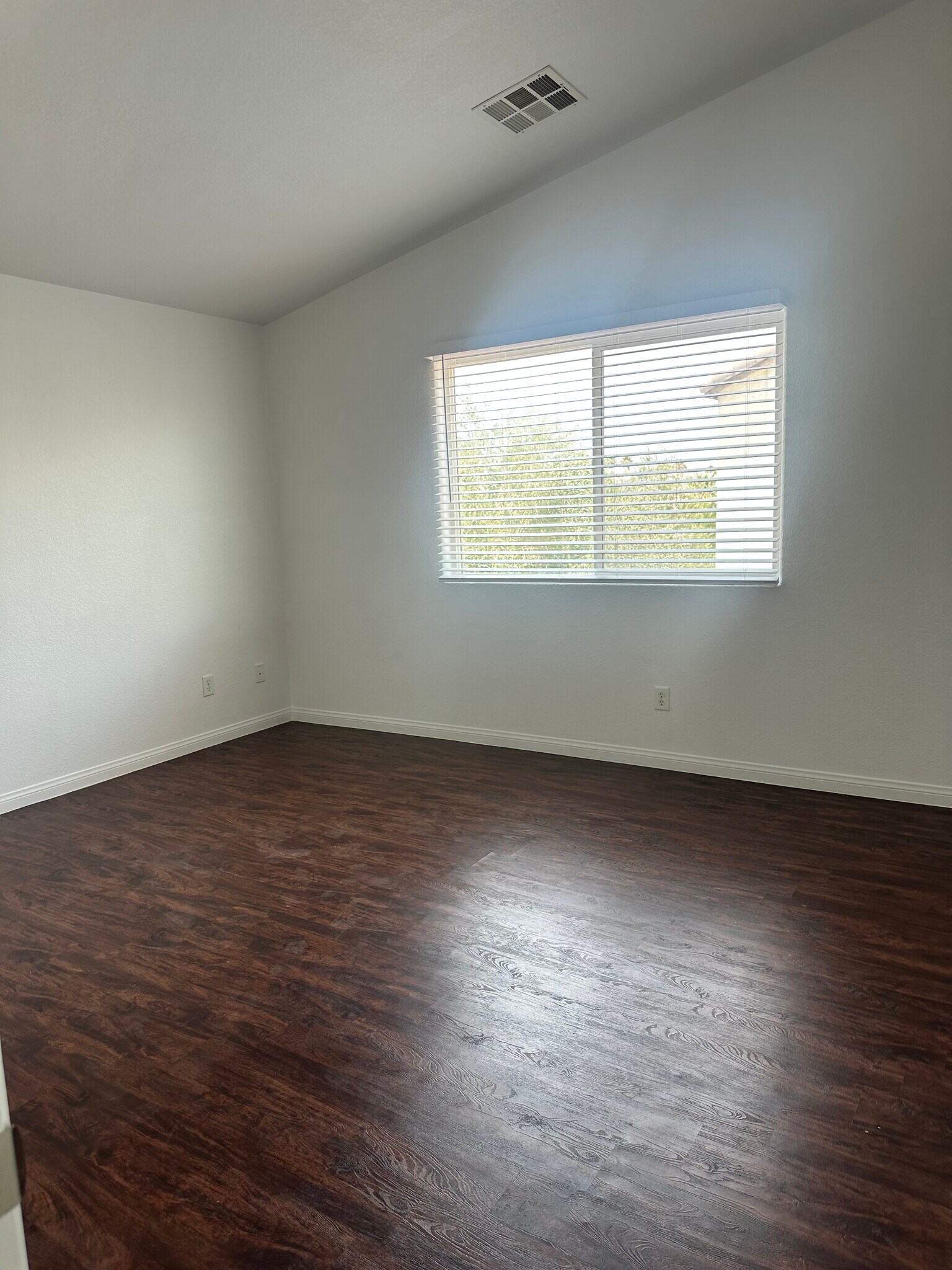 Building Photo - 6824 Briarwood Bend Ave