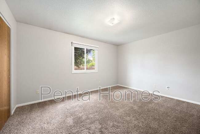 Building Photo - 3319 Sun Disk Ct