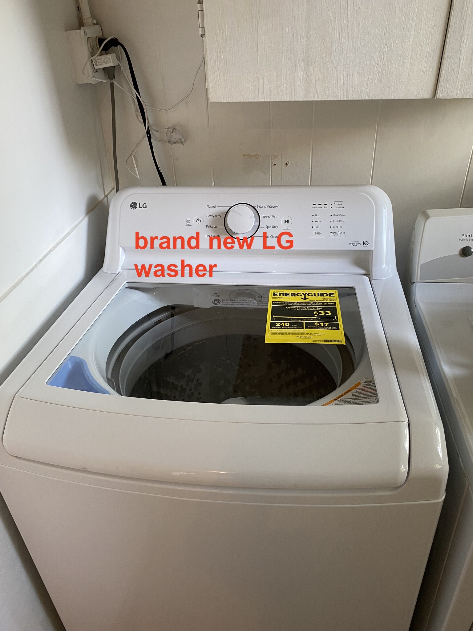 Building Photo - 648 Woodlawn Ave