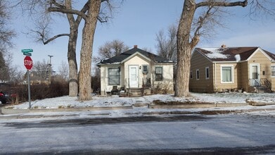 Building Photo - 1902 Cheyenne Pl