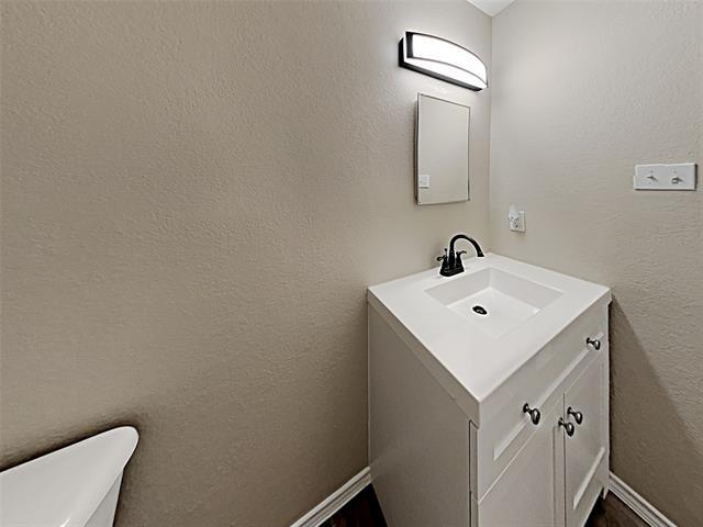 Building Photo - 6054 Susanna Dr