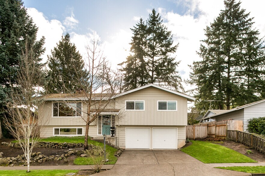 Building Photo - 14170 SW 22nd St