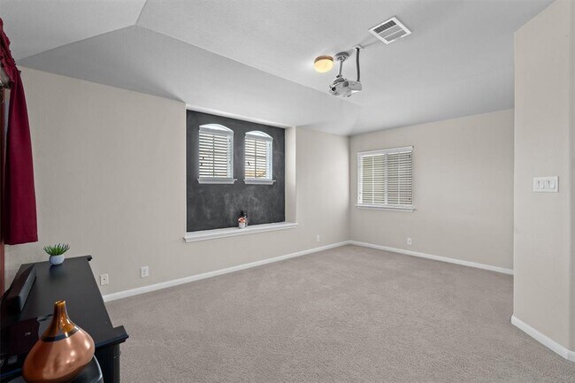 Building Photo - 8540 White Ibis Dr