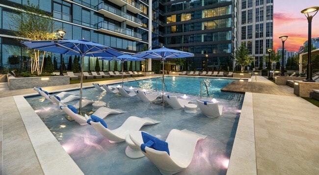 Building Photo - 707 Marston St