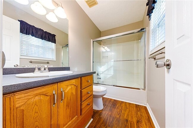 Building Photo - 4161 W Pointe Dr NW