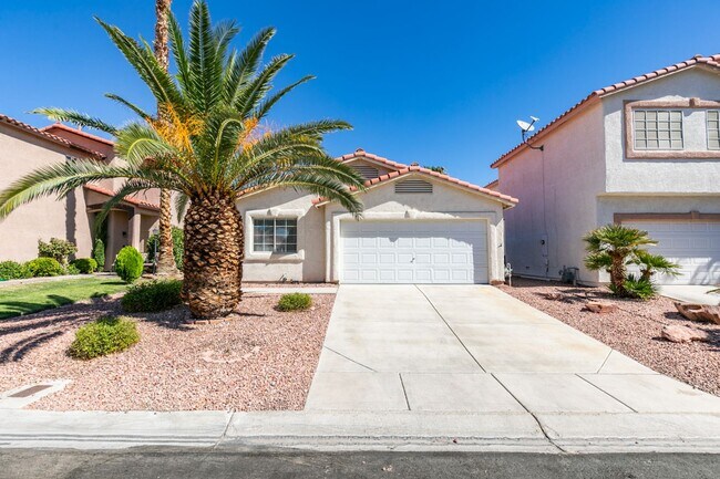 Primary Photo - Stunning 3 bedroom, 2 bathroom house located in Silverado Ranch.