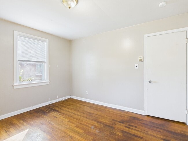 Building Photo - 2010 Cleary Rd