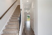 Building Photo - 105 Weaver Way