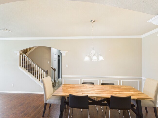 Building Photo - 17143 Deaton Mill Dr