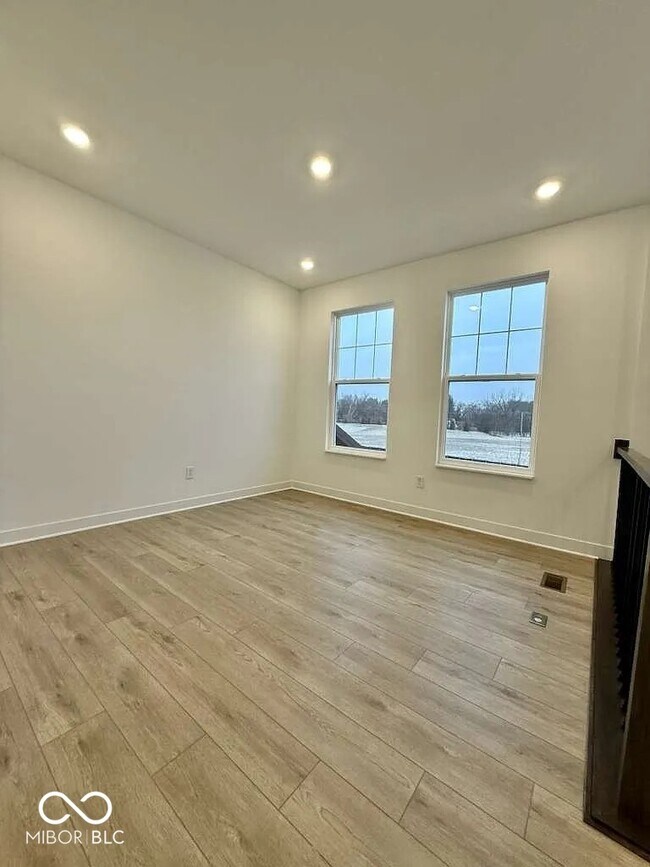 Building Photo - 4923 Gilet Dr