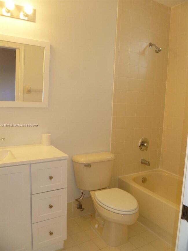 Building Photo - 4252 SW 156th Ave