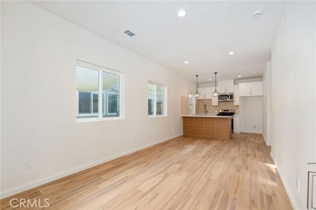 Building Photo - 28850 Basketbrush