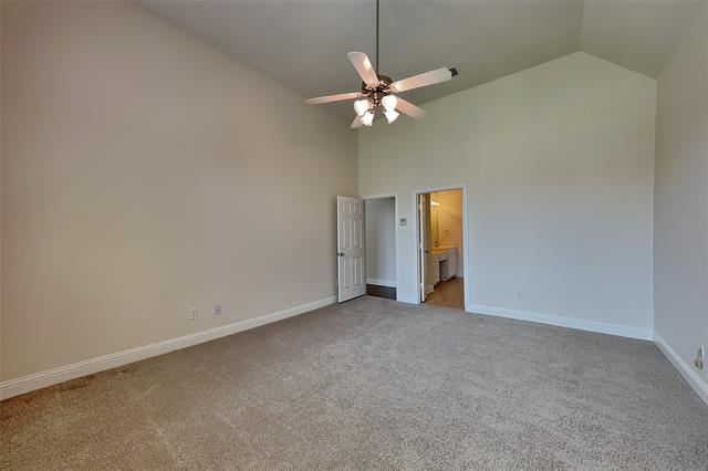 Building Photo - 3404 Pilgrim Dr