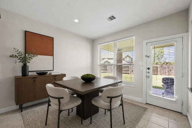 Building Photo - 2203 Rocky Shores Ln