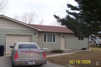 Building Photo - 2 bedroom in Billings MT 59105