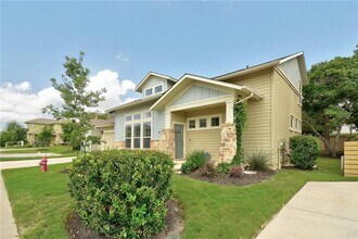 Building Photo - 710 Arrow Point Dr