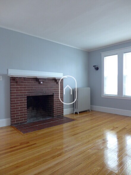 Building Photo - 588 Cambridge St