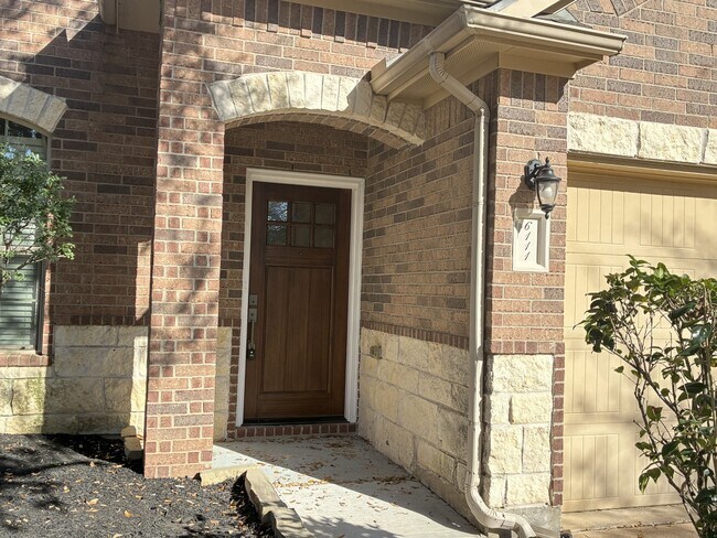 Building Photo - 6111 Grassy Haven Ln