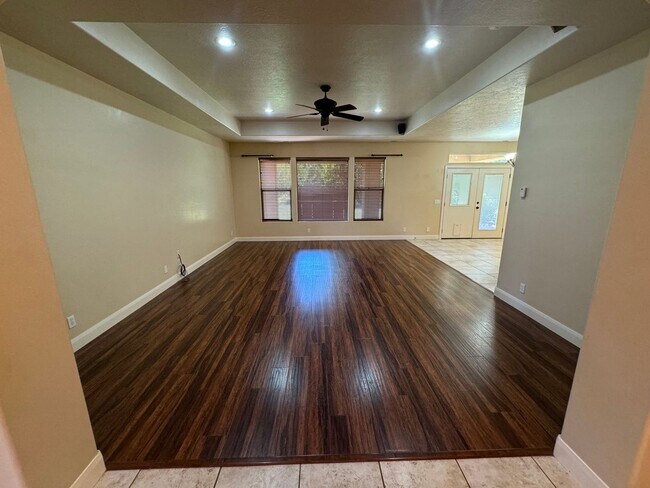 Building Photo - Great Home in LITTLE VALLEY!!!  Large yard!