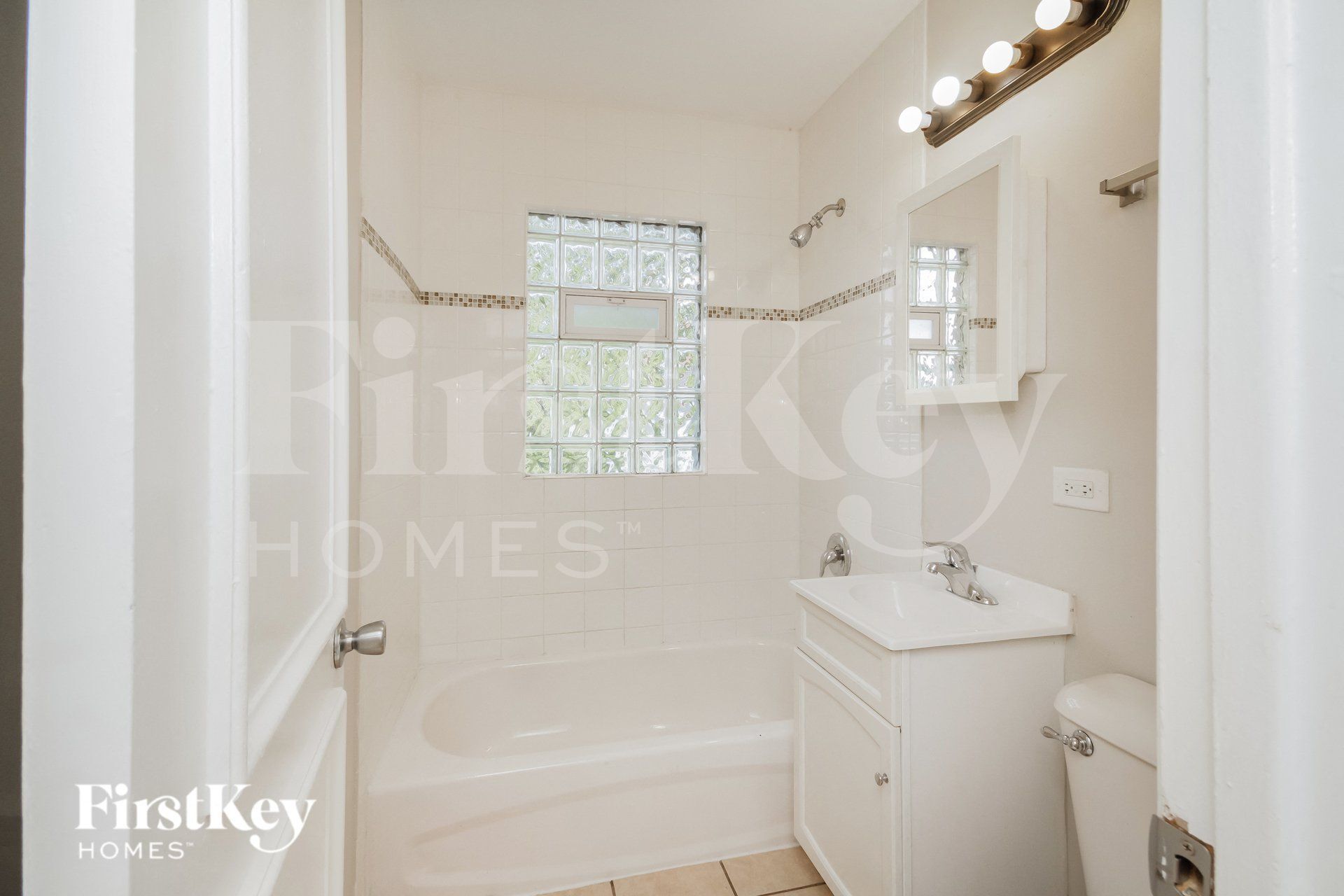 Building Photo - 3838-3216 216th Pl