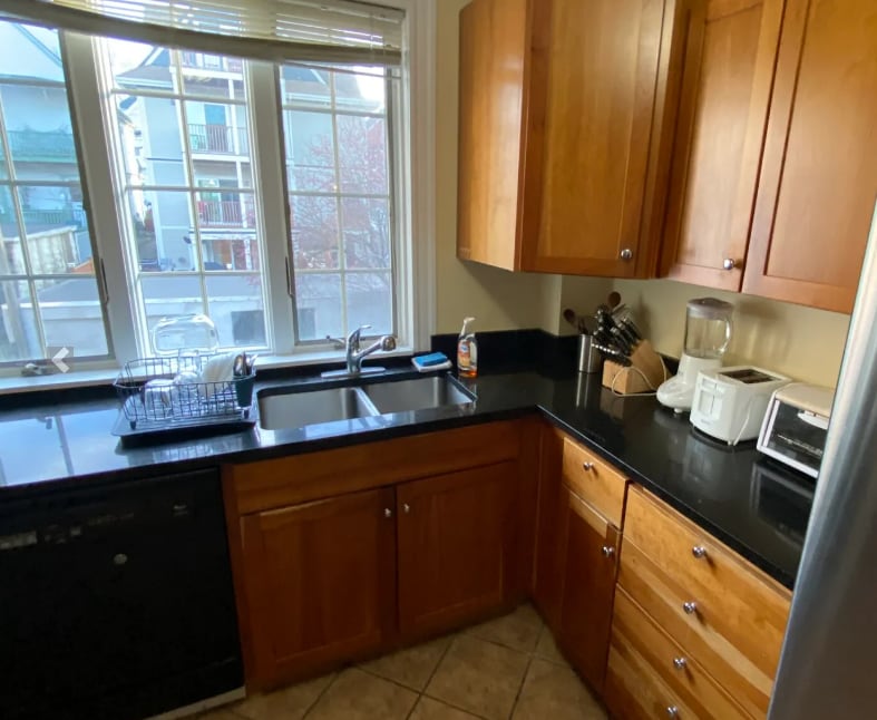 Unit 2 - 27 Albion St