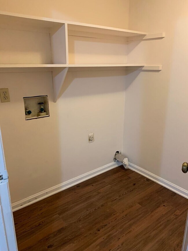 Building Photo - 4205 Cobia Ct