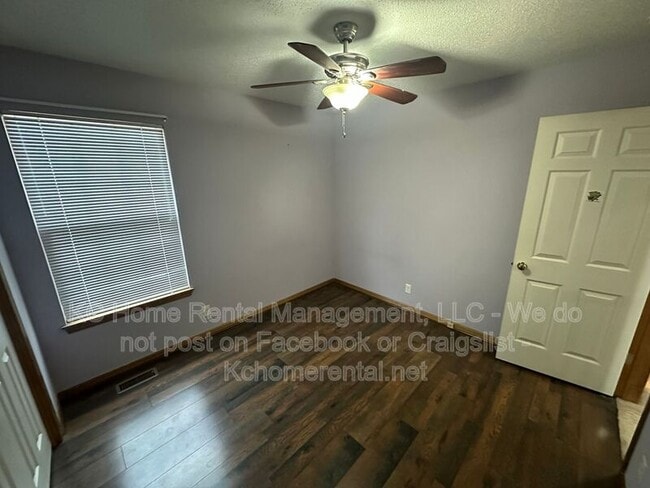 Building Photo - 15139 W 132nd St