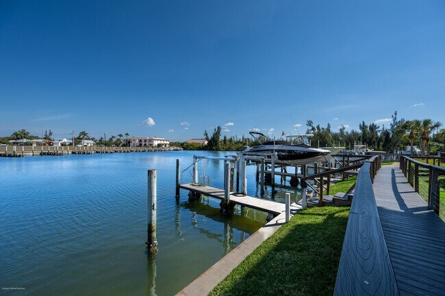 Building Photo - PRICE DROP!! Luxury Waterfront Living with Deeded Dock – Punta Gorda Isles