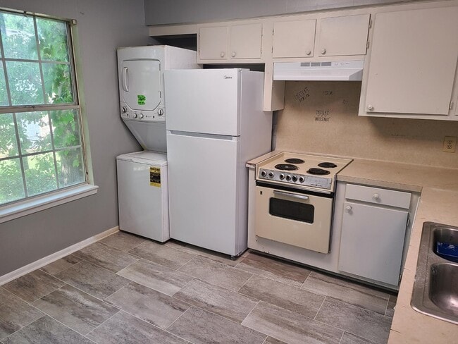 Building Photo - 2512 Pearl St