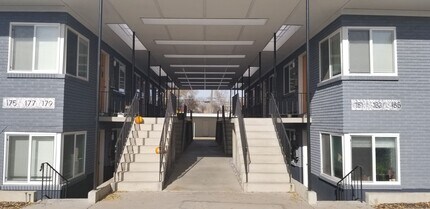 Building Photo - 1 Bedroom Apartment Available February 1st