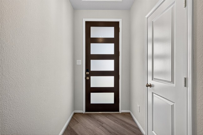 Building Photo - 8915 Field Daisy Ct