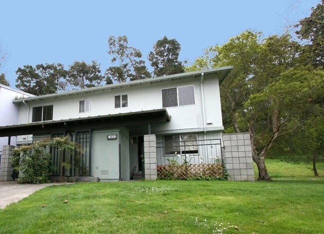 Primary Photo - 1200 Fechteler Dr