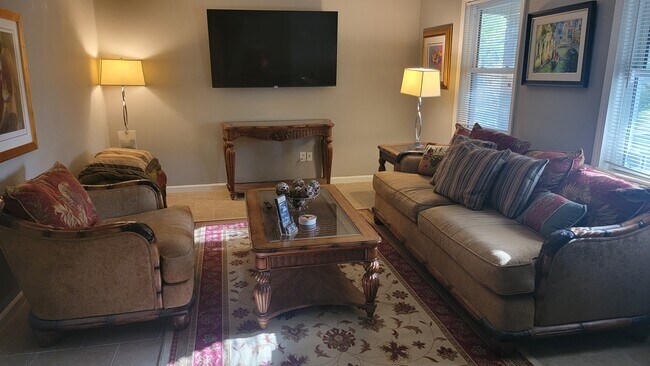 Living Room - 6585 Buckhurst Trl